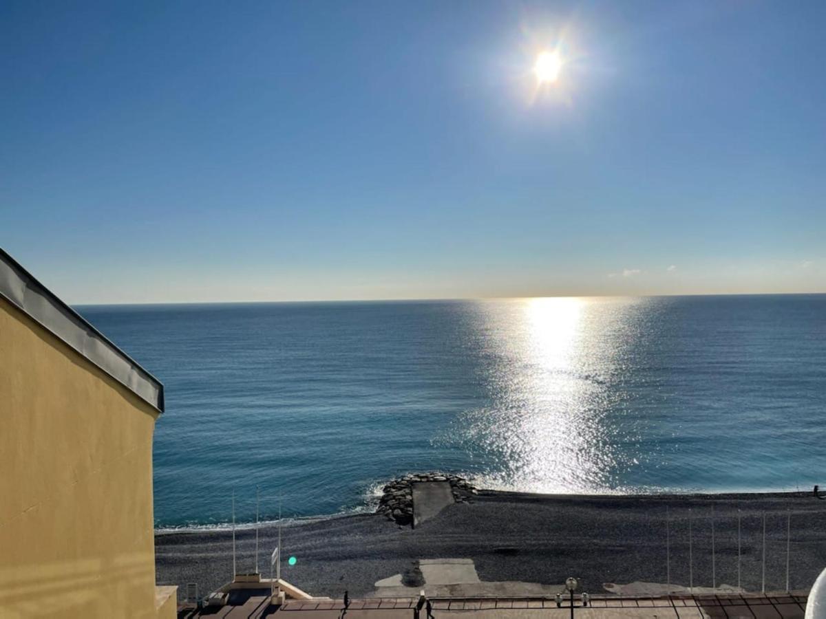 Le Grand Bleu Apartment Nisa Exterior foto