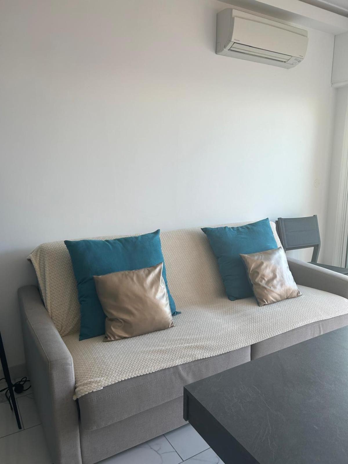 Le Grand Bleu Apartment Nisa Exterior foto